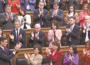 Pedro Sánchez logra coalición de izquierda en España