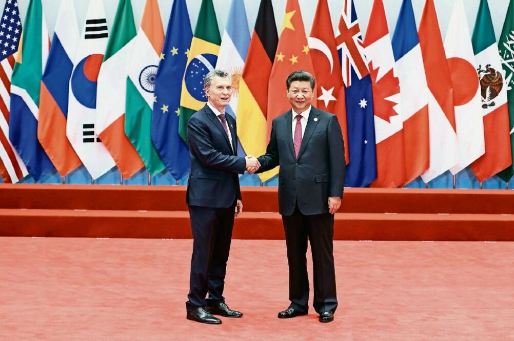 El presidente de Argentina, Mauricio Macri, y el mandatario chino, Xi Jinping, el pasado 4 de septiembre en la cumbre del G20 (MA ZHANCHENG. XINHUA)