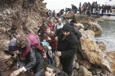 Alertan de “mercado humano” por refugiados