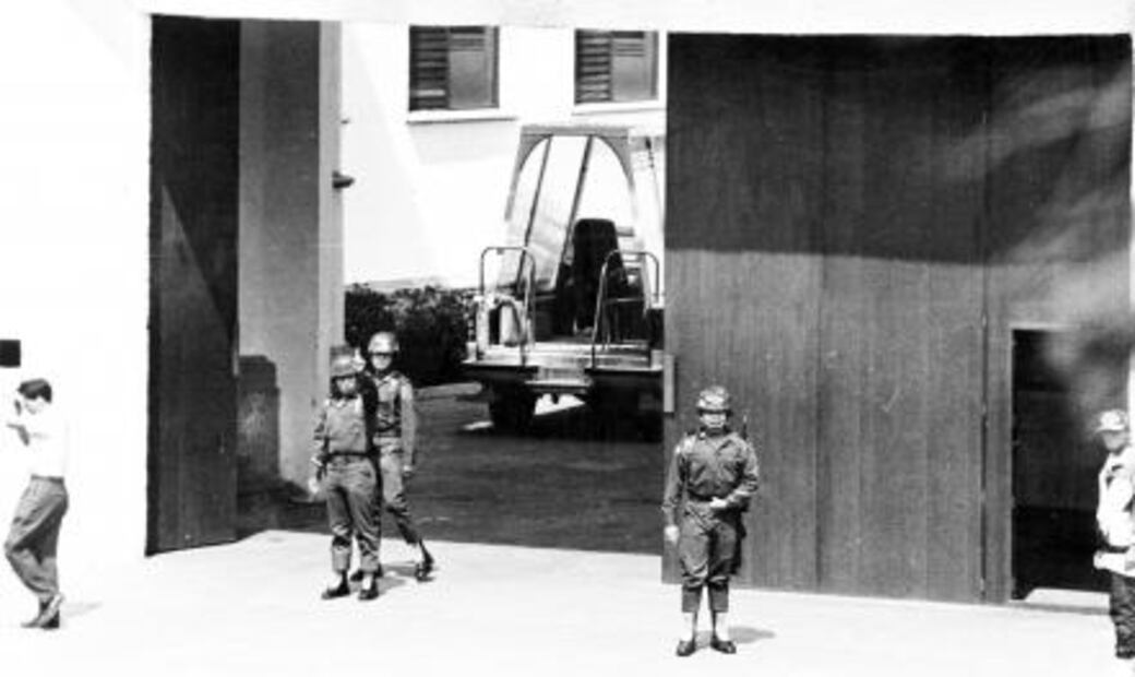 ¿Por qué el presidente vive en Los Pinos?