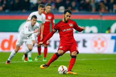 Sin Chicharito, Bayer empató ante Augsburgo