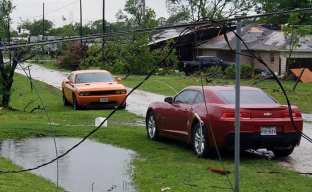 Tornados en el sur de EU dejan al menos tres muertos