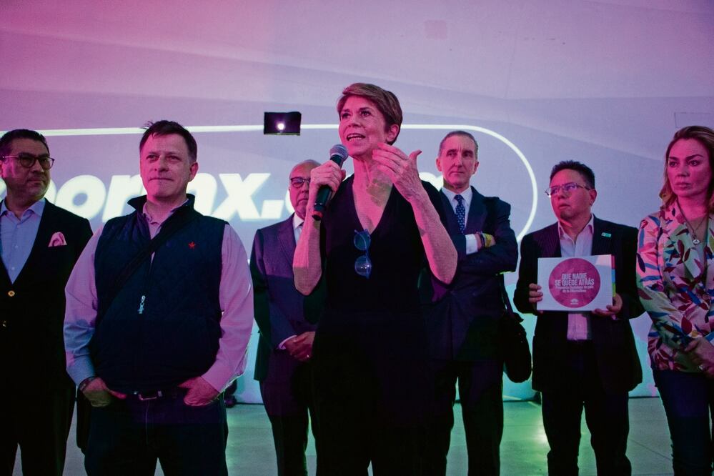 El colectivo UNID@S presentó la propuesta Que nadie se quede atrás, basada en cuatro ejes: derechos, economía, seguridad y justicia, y un México democrático.