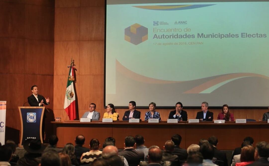 El presidente nacional del PAN, Damián Zepeda sostuvo un encuentro con Autoridades Municipales Electas. Foto: Especial