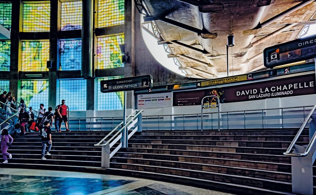 El montaje de las imágenes le tomó tres semanas al equipo. Foto: Hugo Salvador | El Universal