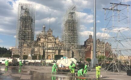 Borran consignas de mujeres en el Zócalo para informe y marcha de AMLO