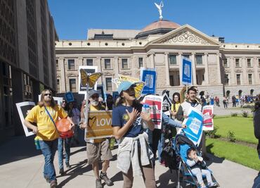 Promulga Arizona nueva y más severa ley antiinmigrante