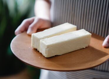 ¿Por qué el yogur natural es mejor que otras variedades?; esto dice estudio