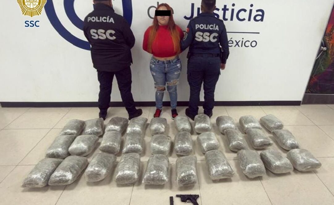 Cae mujer con subametralladora y 30 kilos de marihuana en Venustiano Carranza.
Foto: Especial.