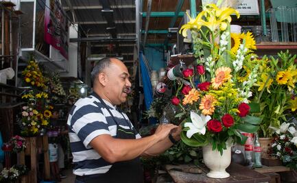Floristas esperan que 10 de Mayo reactive ventas tras caída del 50% en 2020