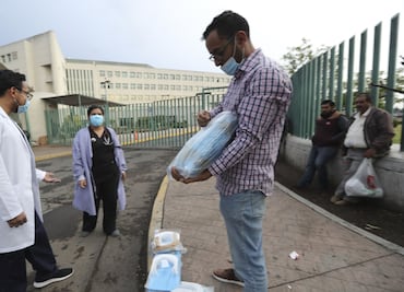 Ordenan proveer de material hospitalario a médicos en Oaxaca por coronavirus
