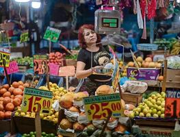 Inflación llega a 3.69% en la primera quincena de 2025; es la tasa más baja en casi 4 años