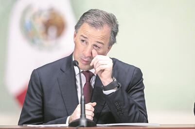 SHCP ataca la corrupción investigando lavado de dinero y evasión fiscal: Meade