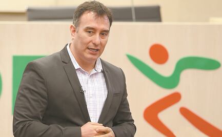 Servidor público de Conade recibe dinero que pertenece a atletas