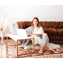 Ideas para adaptar las tendencias de moda a tu outfit de home office