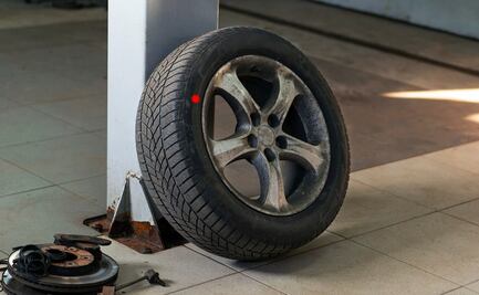 Para qué sirve el punto rojo de las llantas