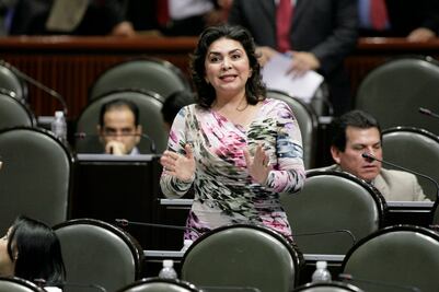 Dos mujeres en la Corte sería un gran paso: Ivonne Ortega