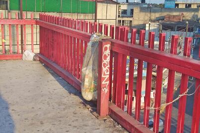Puentes en División del Norte, basureros ilegales