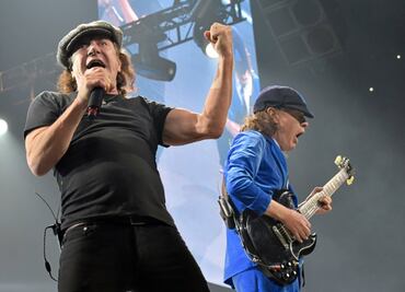 Brian Johnson deja gira de AC/DC ante riesgo de perder audición