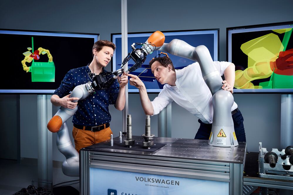 Humanos y robots codo a codo