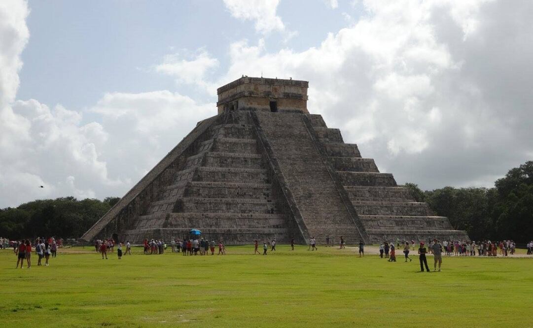 Chichén-Itzá's pyramid El Castillo, visited by around 15,000 people every day, is one of the new seven wonders of the world. (Photo: Giselle Rodríguez)