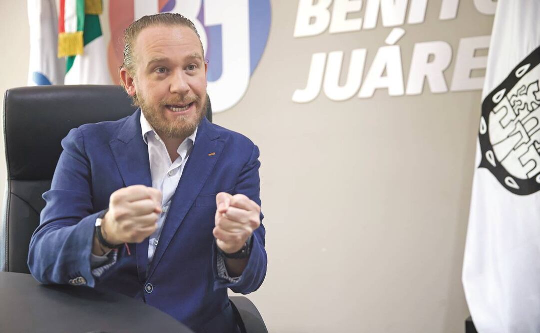 Entrevista con el alcalde de Benito Juárez Santiago Taboada. foto: Germán Espinosa/EL UNIVERSAL