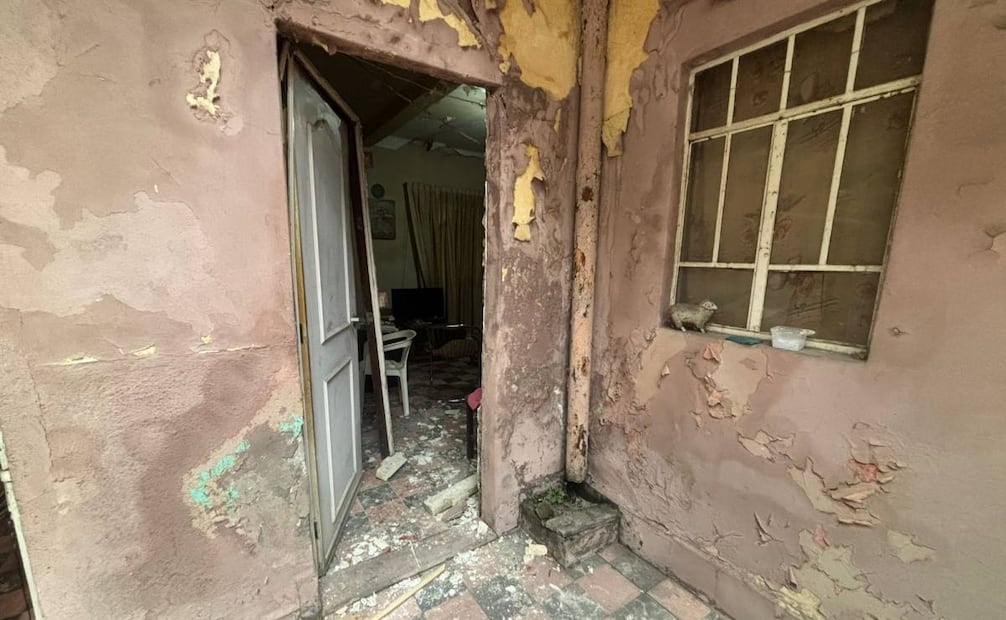 Vecinos de la calle Río Ebro denuncian destrozos y saqueos tras operativo policial en la alcaldía Cuauhtémoc.
Foto: Juan Carlos Williams