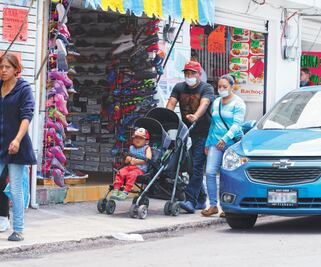 En Toluca sigue la “vida normal” pese a pandemia