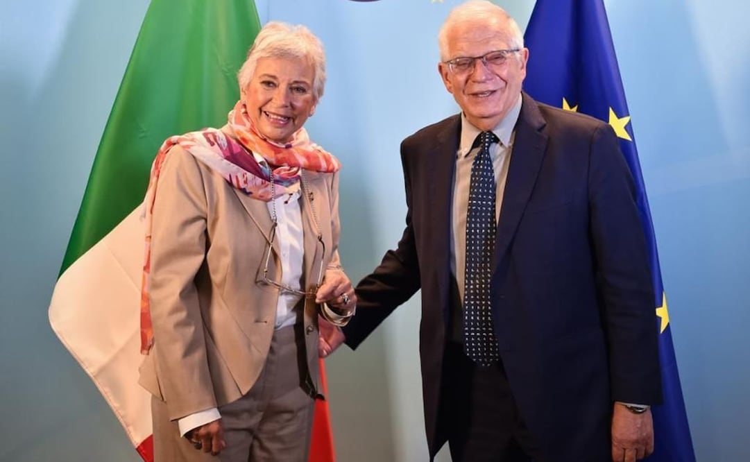 Olga Sánchez Cordero junto a Josep Borrell , alto Representante de la UE para Asuntos Exteriores y Política de Seguridad / Foto tomada de Twitter