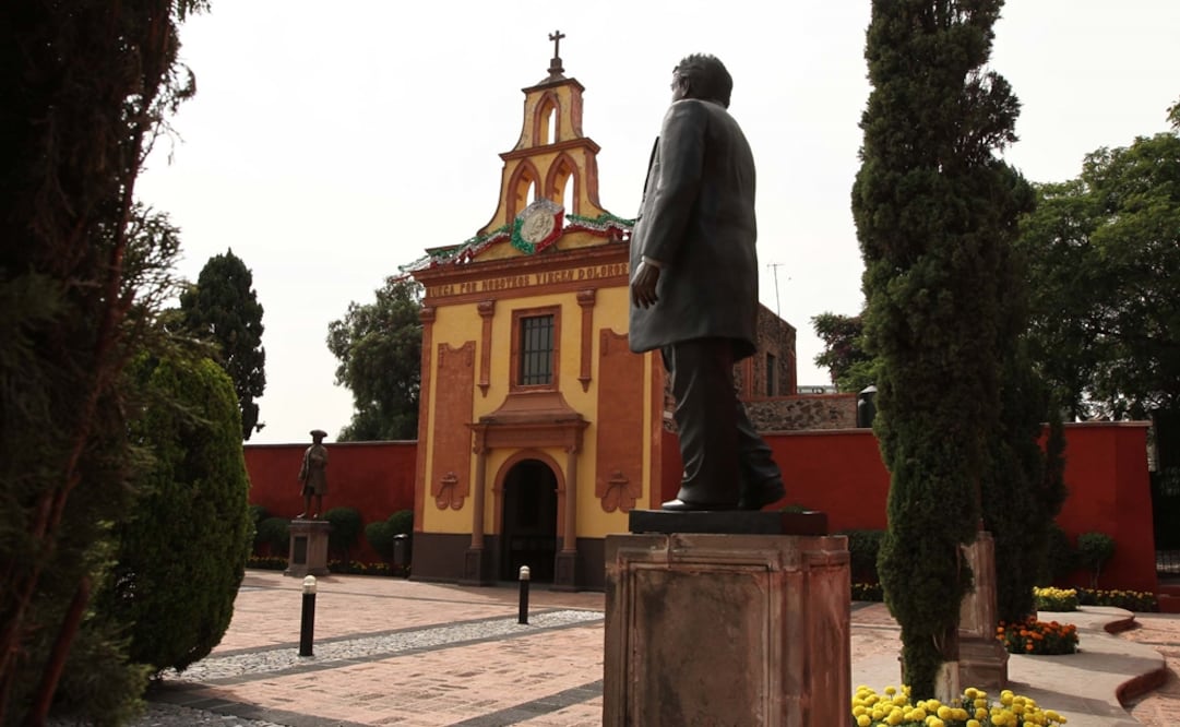 Polémicas por el manejo inadecuado de los monumentos y restos en Rotondas de las Personas Ilustres en el país ha evidenciado el riesgo en que se encuentran estos espacios patrimoniales y los vacíos legales que existen en torno a su conservación y manejo. Foto: César Gomez /EL UNIVERSAL QUERÉTARO