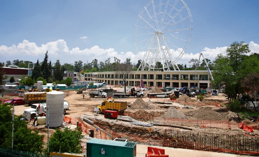 En una visita de EL UNIVERSAL, se apreció que la rueda de la fortuna ya está instalada. Foto: Carlos Mejía | El Universal