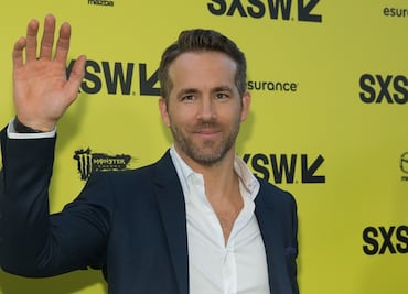Ryan Reynolds "llora" la salida de Spider-Man del MCU y responde a fan