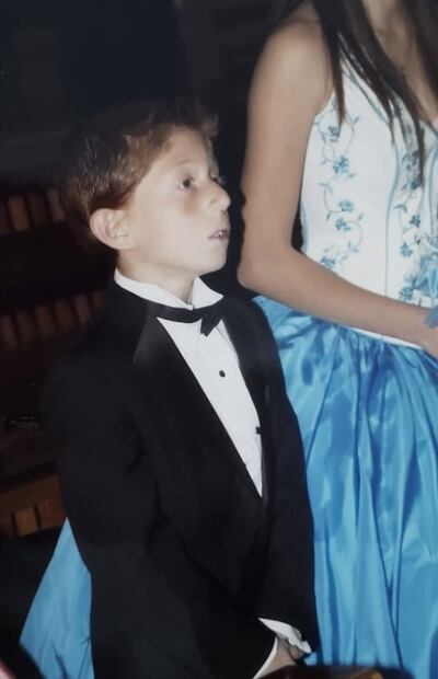 Las tiernas fotos de Octavio Ocaña cuando fue chambelán de sus hermanas