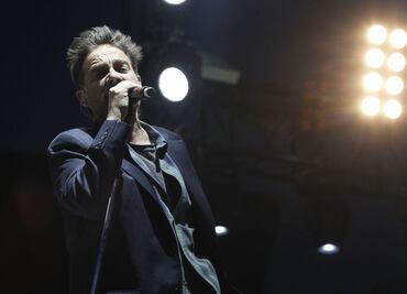 Vicentico olvida letra de una canción durante concierto en el Metropólitan