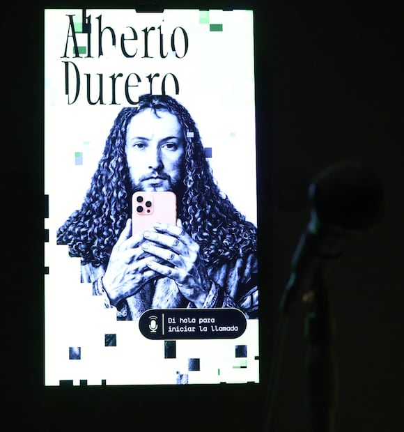 La IA da voz a Albrecht Dürer para interactuar con los visitantes. Foto: Karla Guerrero/EL UNIVERSAL.