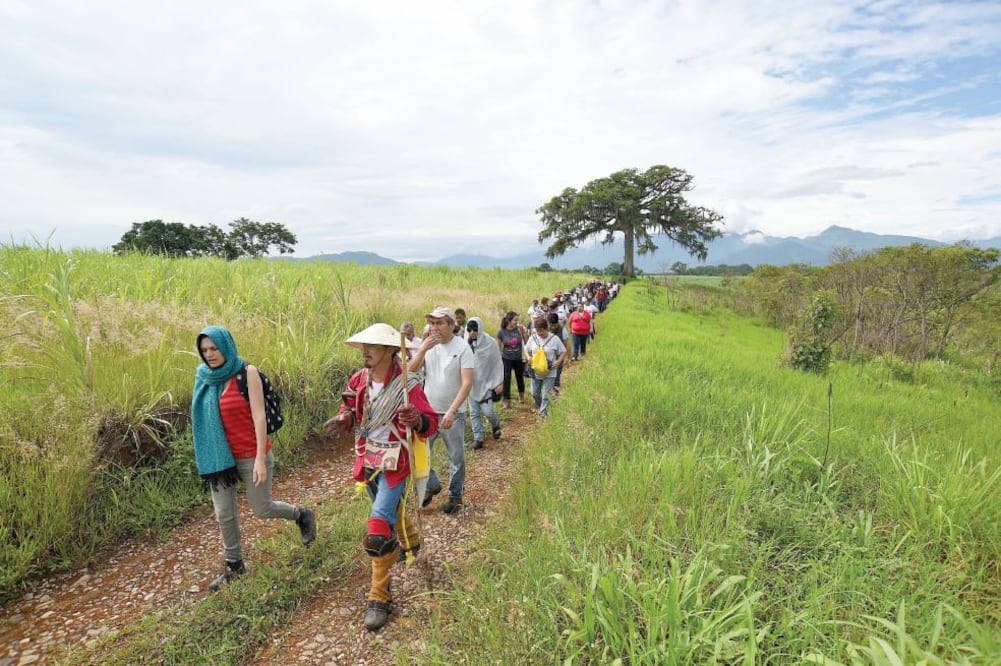 Mario ha sembrado en su familia la semilla de la búsqueda; considera que si algo le pasa a él, alguien más seguirá tras la huella de Tomás, su hermano. (FOTOS: SALVADOR CISNEROS. EL UNIVERSAL)