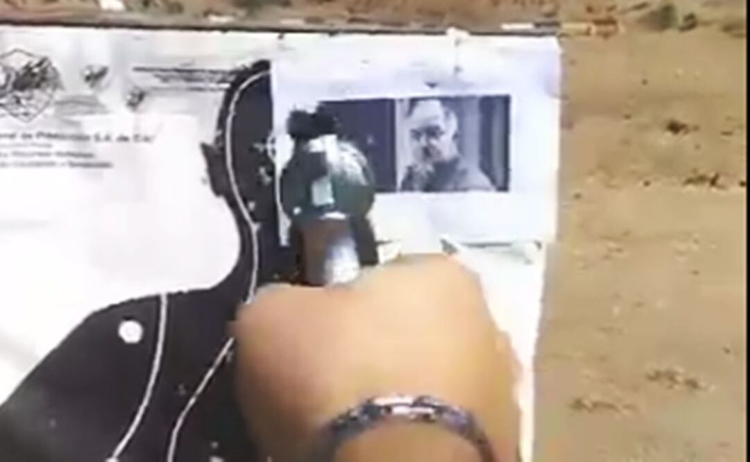 Disparan a foto de Héctor de Mauleón