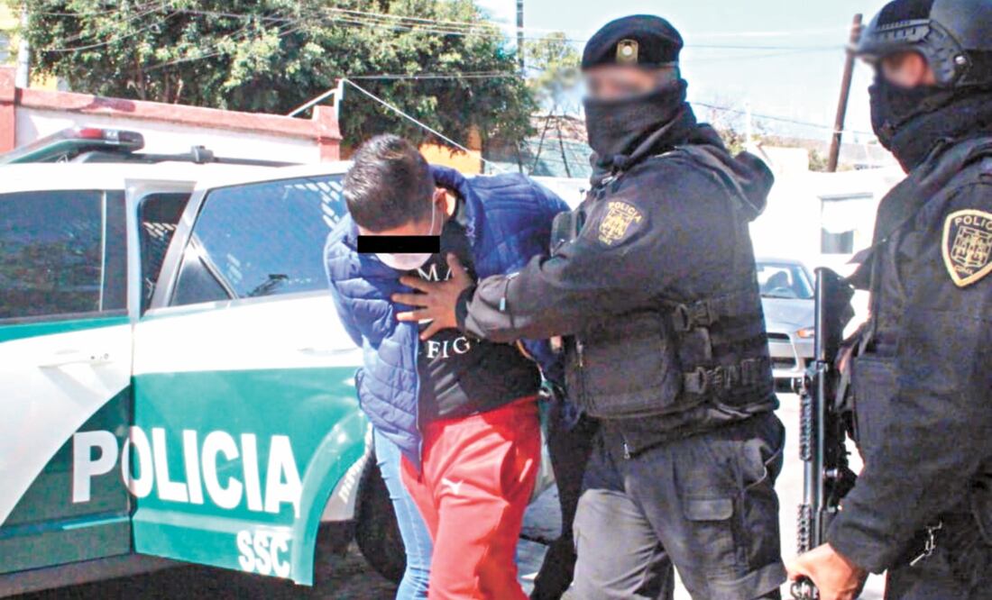 Gustavo “N” y Fernanda “N” fueron detenidos en un departamento que previamente rentaron en Lomas de Chapultepec; los secuestrados pretendían cerrar un trato con una de sus víctimas. Foto: CORTESÍA