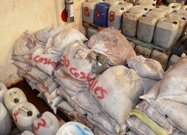 Incineran 14 toneladas de sustancias para elaboración de drogas en Sinaloa