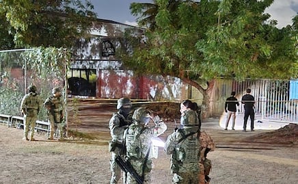 Balean a joven en cancha deportiva de un fraccionamiento en Culiacán; autoridades investigan el ataque