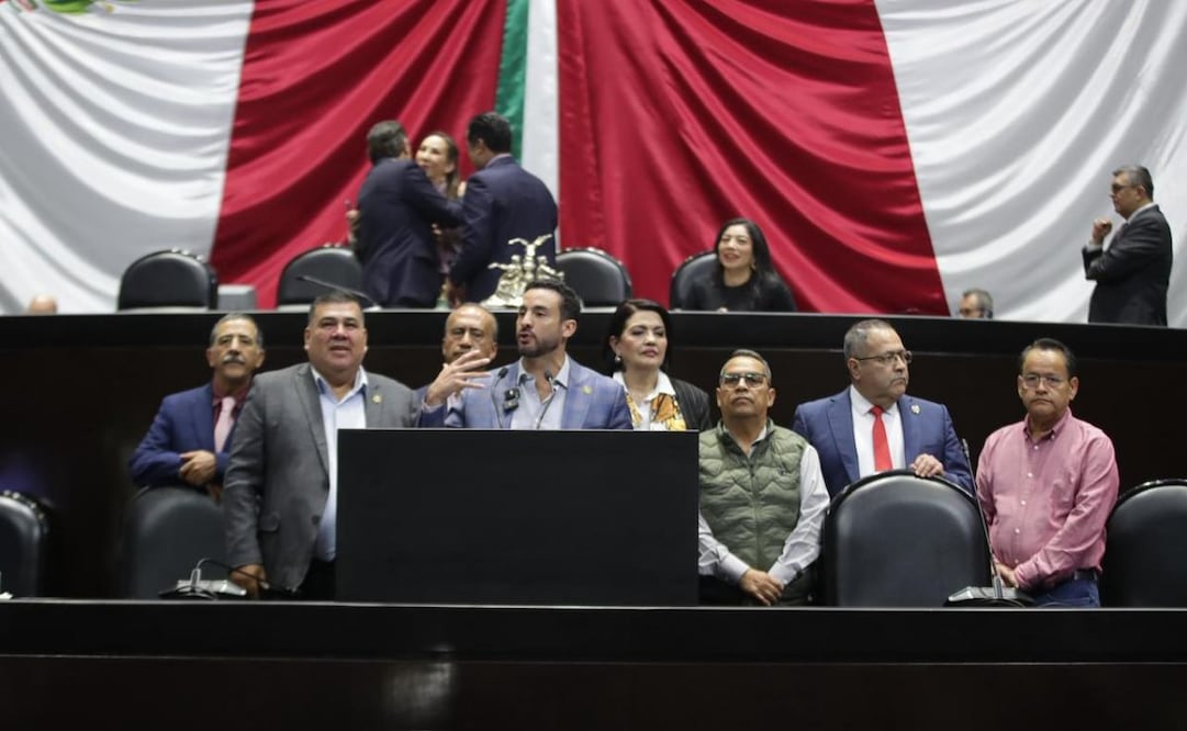 Diputado José Antonio López Ruiz, del Partido del Trabajo, en tribuna este jueves 16 de octubre de 2025. Foto: Especial