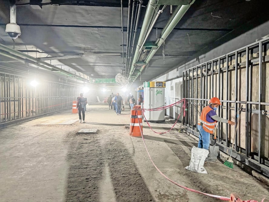En las obras en la Línea 2 se invierten 1,500 mdp. Foto: Santiago Cadena/ EL UNIVERSAL