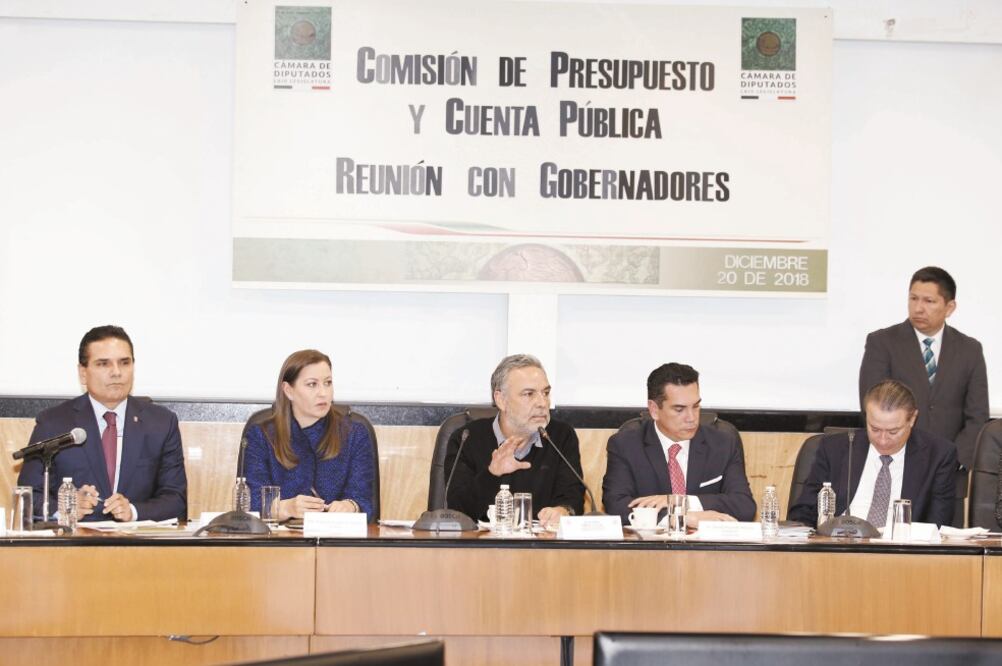 El gobernador de Michoacán, Silvano Aureoles, criticó lo hecho por Alfonso Ramírez, titular de la Comisión de Presupuesto. (AGUSTÍN SALINAS. EL UNIVERSAL)
