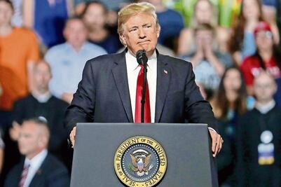 Analizan que Trump asista a toma de posesión