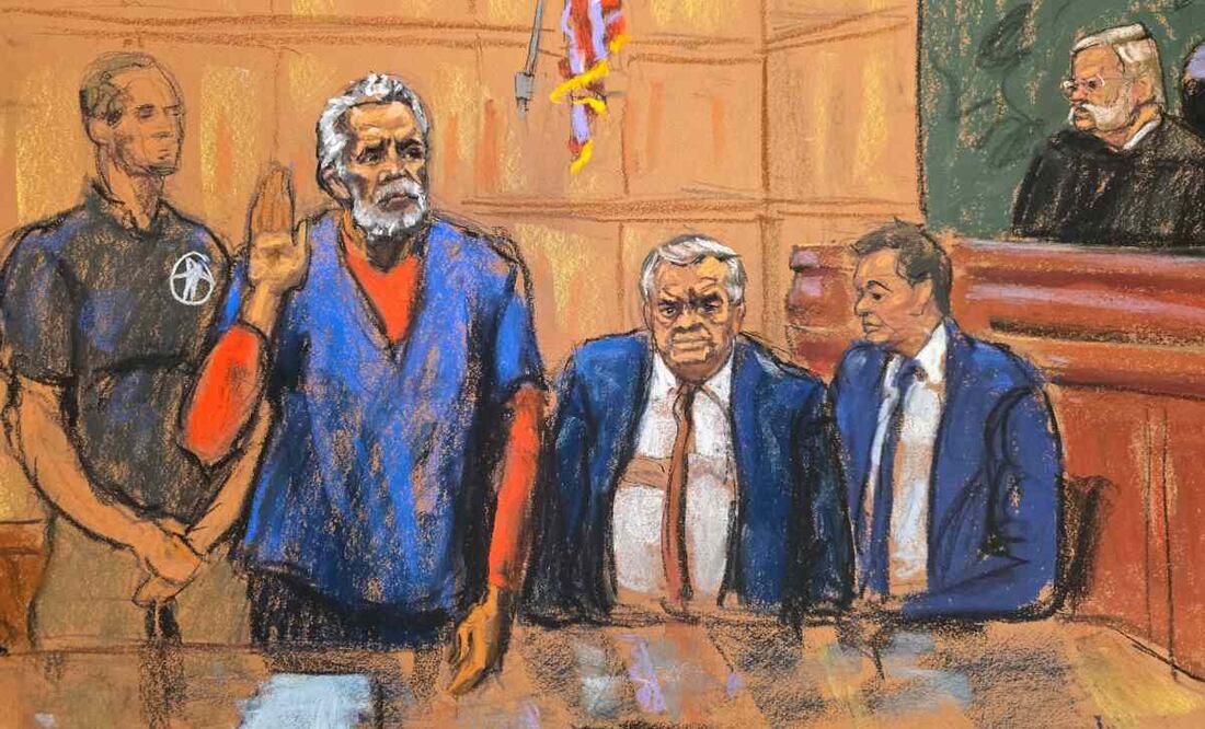 Fotografía de un dibujo realizado por la artista Jane Rosenberg del narcotraficante mexicano Ismael 'el Mayo' Zambada (2-i) junto a sus abogados Frank Pérez (2-d) y David Stern (d), durante el juicio realizado en un tribunal federal este lunes, en Nueva York (Estados Unidos). Zambada, cofundador y líder histórico del Cartel de Sinaloa, se declaró formalmente culpable de dos cargos de narcotráfico, lavado de dinero y uso de armas que pesaban en su contra tras más de cinco décadas de actividad criminal. Foto: EFE