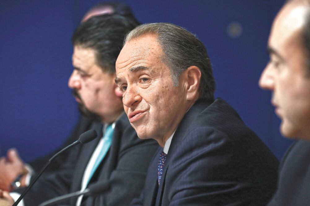 El gobernador, Juan Manuel Carreras López, explicó que su administración cumplió con el pago del servicio de la deuda pública por 523.2 mdp. Foto/ARCHIVO EL UNIVERSAL
