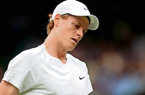 Jannik Sinner anuncia que se baja oficialmente del Abierto de Estados Unidos
