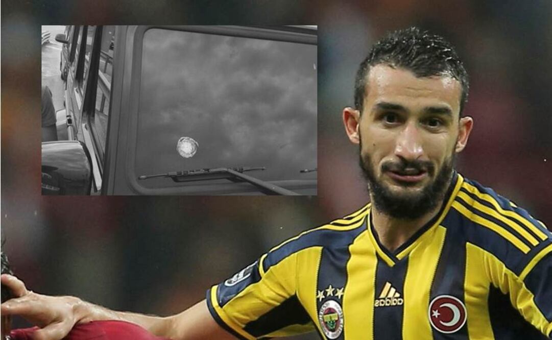 La camioneta recibió un impacto de bala. 