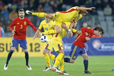 España, sin convencer rumbo a la Eurocopa