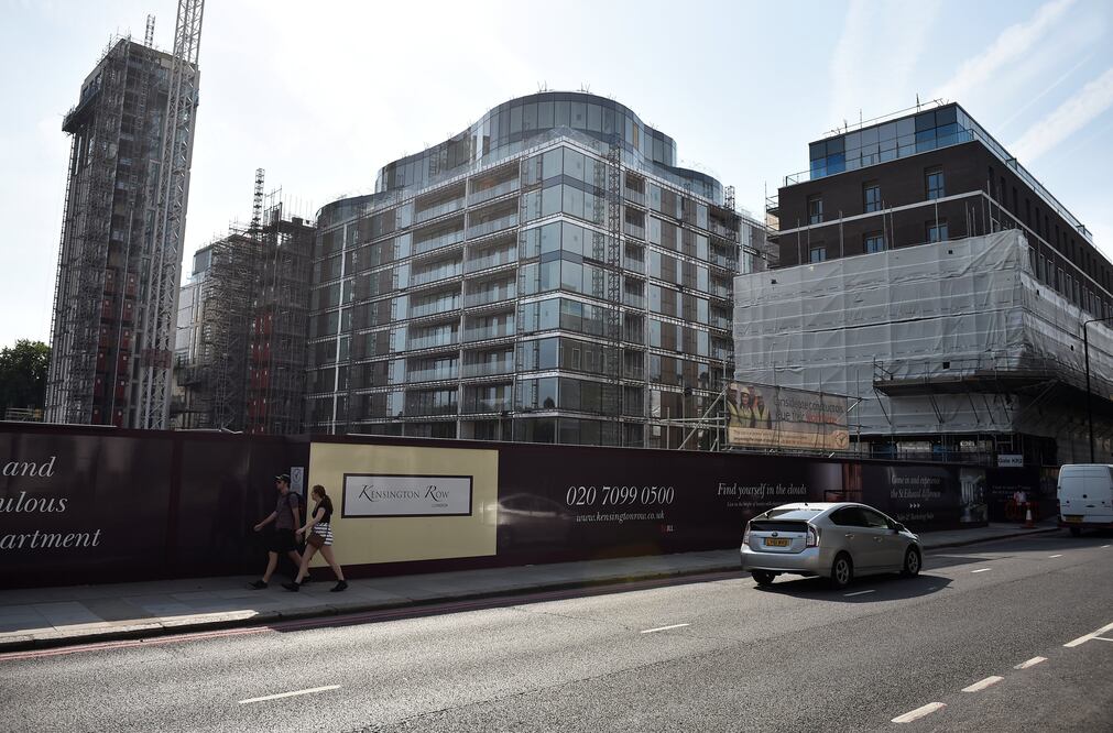 Afectados por incendio en Londres serán realojados en edificio de lujo